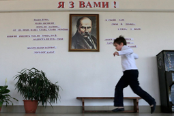 Крымские родители забирают детей из украинских классов